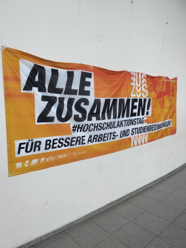 Bündnisgrüne solidarisieren sich mit Hochschulstreikenden: Kein ‚Lifestyle‘ bei Befristung und Dauerstress