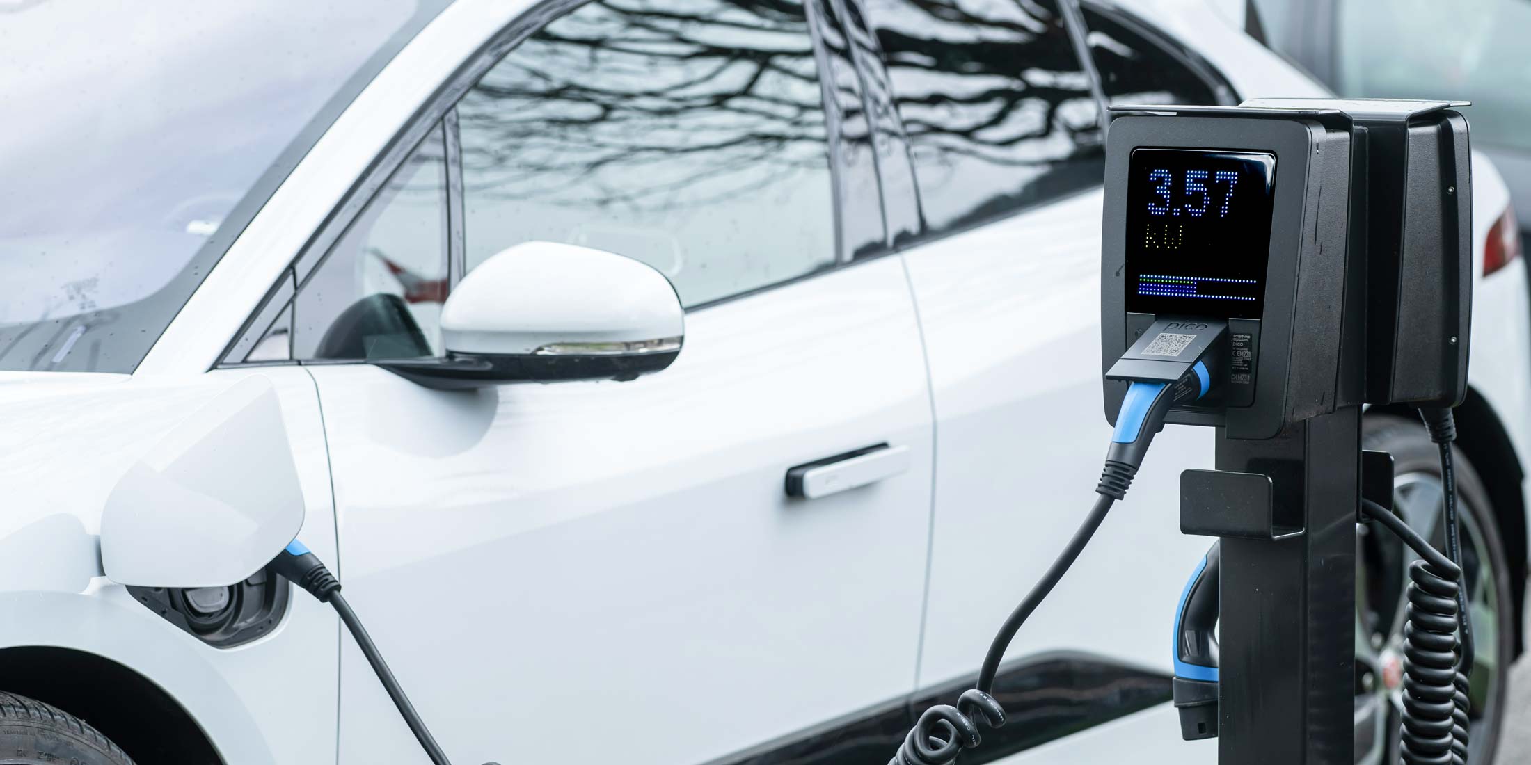 Ein Elektroauto als Symbol für klimafreundliche Mobilität.